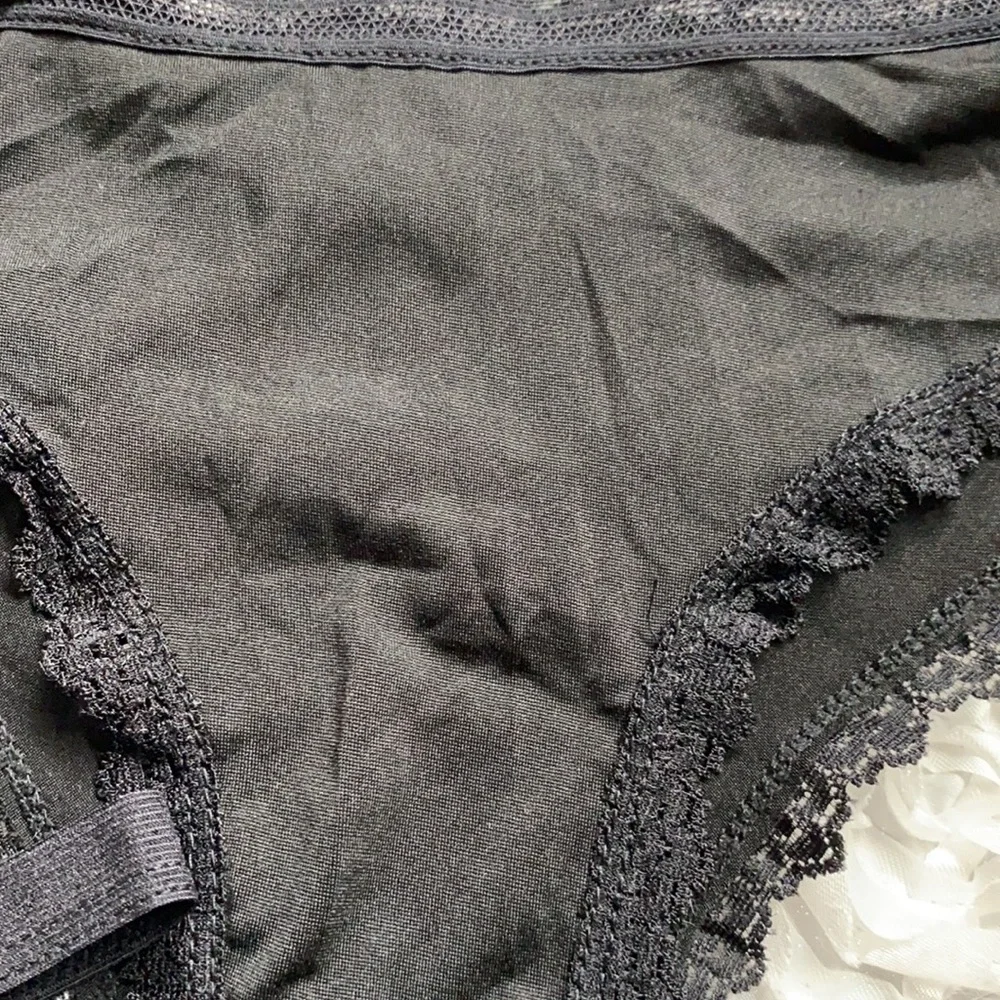 . Bundle of 4 new panties size small - Picture 5 of 5